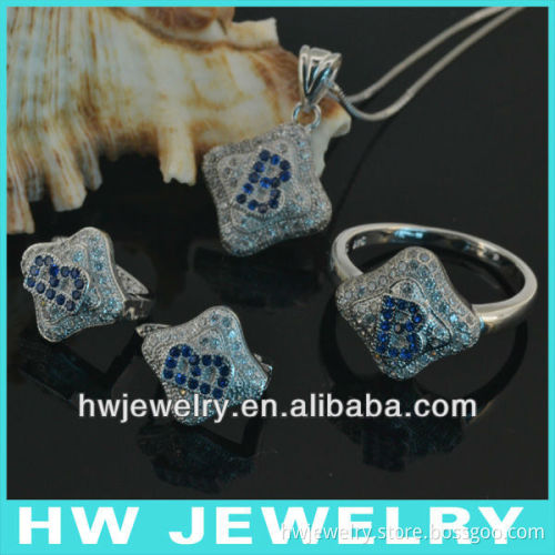 81090 letter B jewellery set